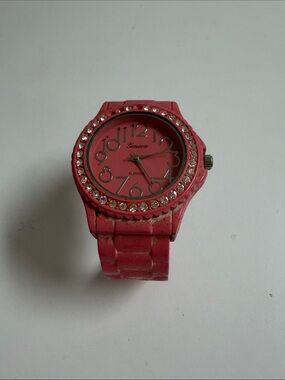 Geneva Hot Pink Crystal Bezel Women's Watch needs battery